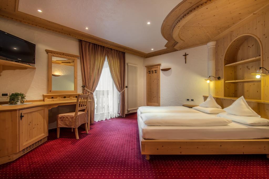 Hotel Gran Ciasa Colfosco Exteriör bild